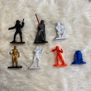 Star Wars Plastic Action Figures Lot Darth Vader,  R2D2, X Wing Fighter